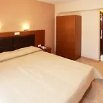 Stefania 2 * Skala Potamia