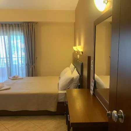 Apartment Stefania 2 *