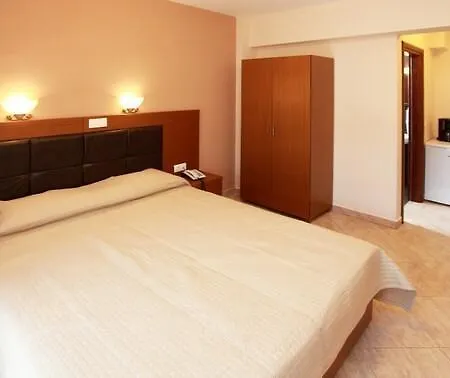 Stefania 2 * スカラ・ポタミアス